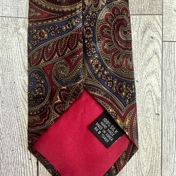 Looney Tunes Mania Tasmanian Devil Vintage Silk Tie - Picture 4 of 4